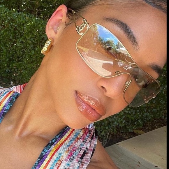 LIKE NEW💫RARE Chanel Authentic Gold CC crystal rimless sunglasses - Picture 4 of 13